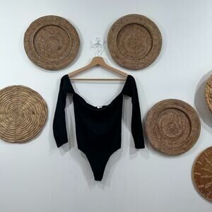 Revolve Superdown Neutral Black Long Sleeve Off Shoulder Bodysuit Small